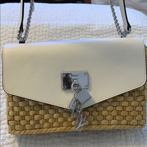 DKNY Crossbody/Shoulder bag